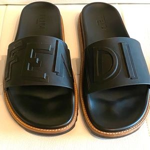 Men’s Fendi Slides